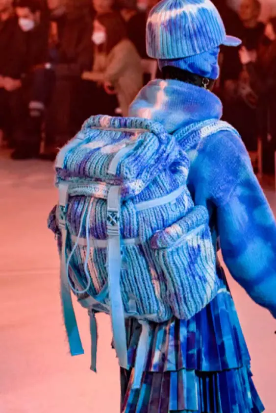 کوله بافتنی آبی رنگ دخترانه